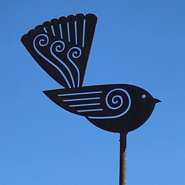 GARDEN STAKES - PIWAKAWAKA (FANTAIL)